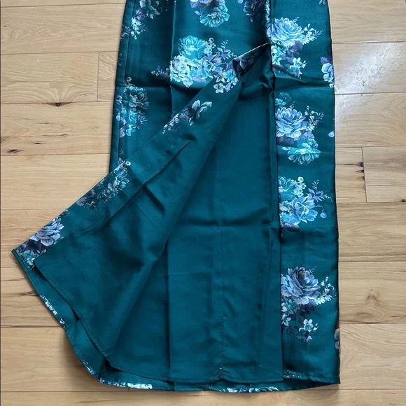 NWT Lulus Emerald Floral Taffeta Belted Strapless Maxi Dress | Size Medium - Picture 8 of 8
